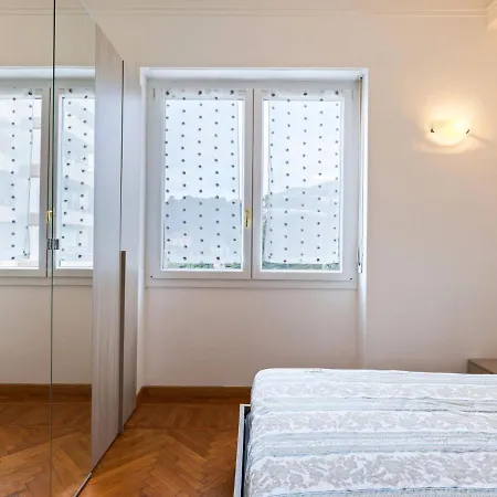 Central Holiday In With Balcony Vakantiehuis San Remo