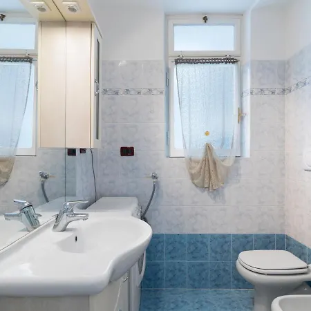 Central Holiday In With Balcony Sanremo